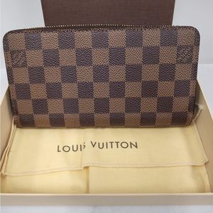 Louis Vuitton Damier Ebene Zippy Wallet